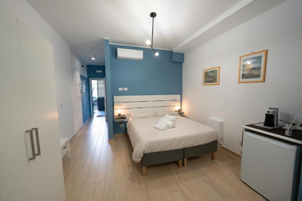 Hotel Palazzo Ennio à Bari Extérieur photo